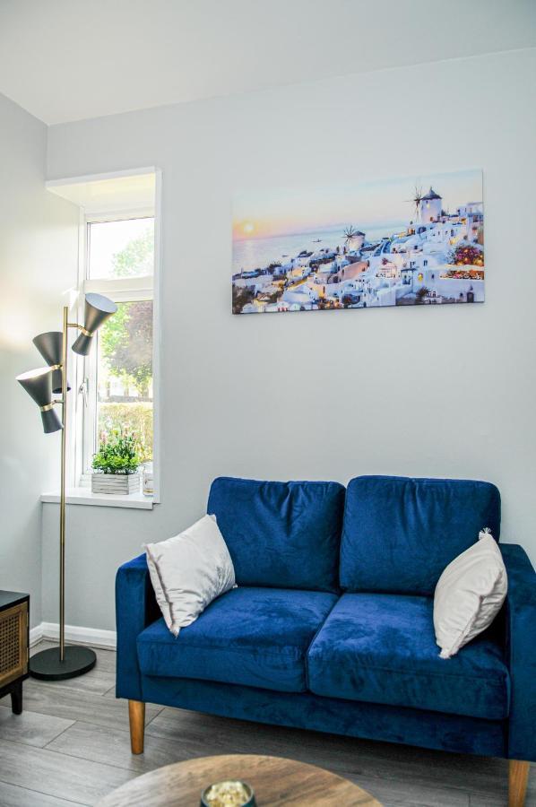 Greater London, 1 Bed London Flat, Parking, Nr Metro Stations, 15Mins To London Apartment Bagian luar foto